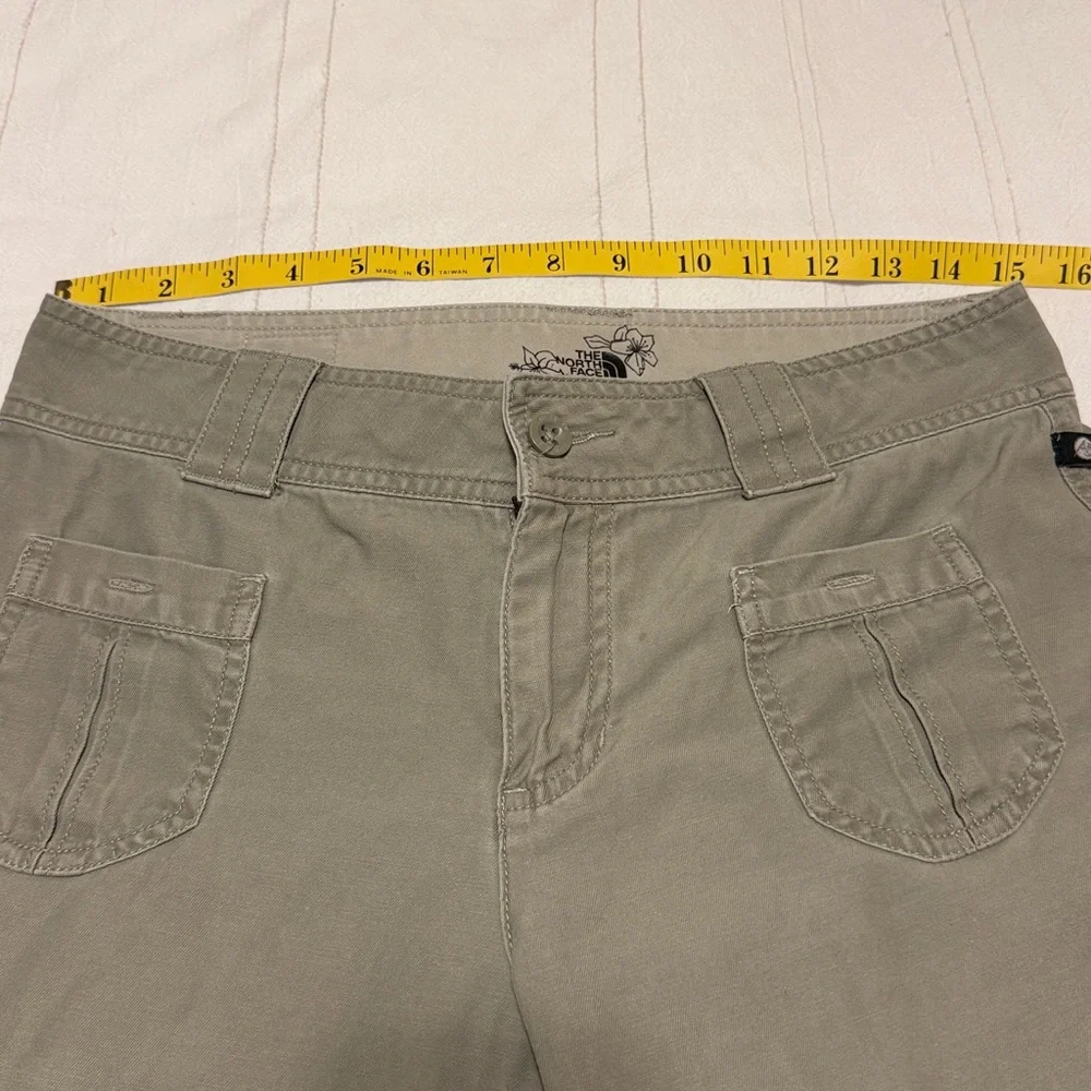 The North Face A5 Series khaki capri pants. - Picture 5 of 7